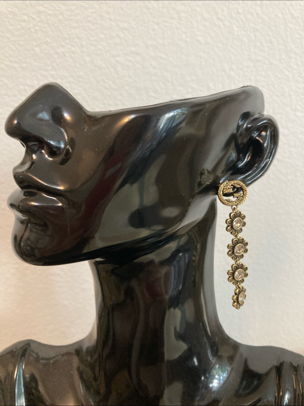 Gucci Gold Floral Dangle Earrings - Women Jewelry - Picture 1 of 6